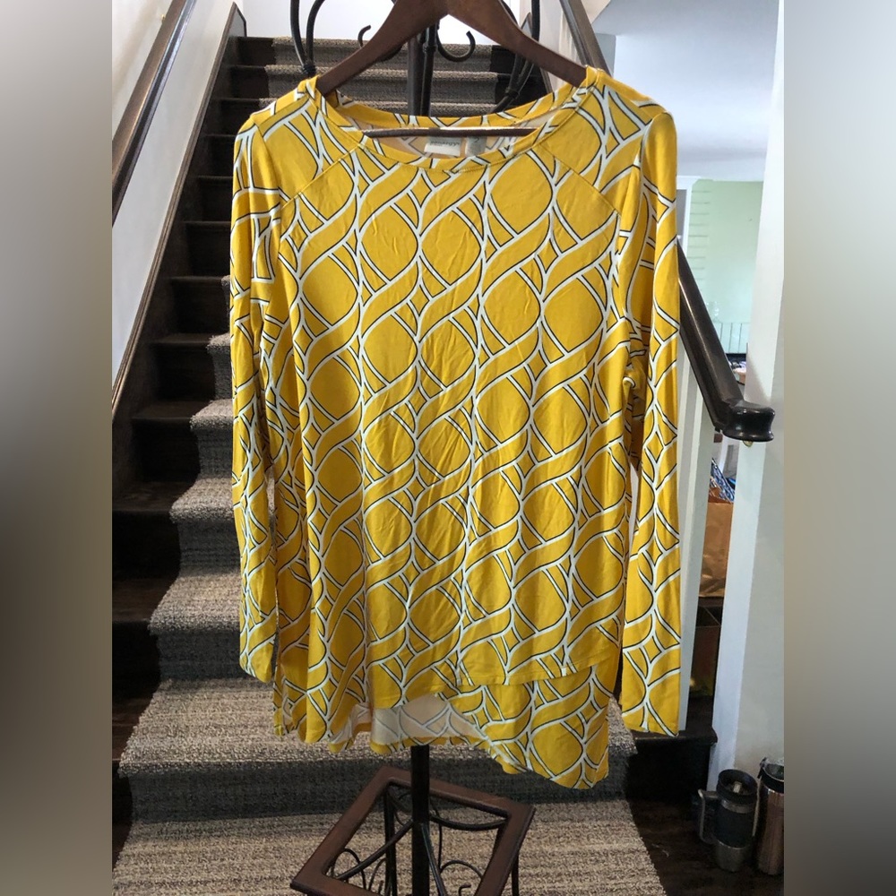 Chico’s size 2 yellow long sleeve tunic.